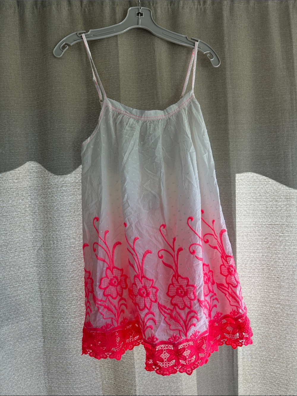 Intimately Free People White & Hot Pink Embroidered Tank M Medium NWT